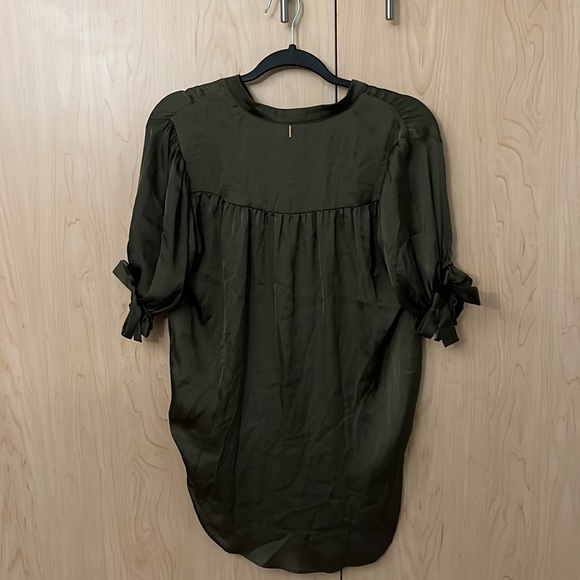 Misa Los Angeles Ida Top Green Short Sleeve Size S - Picture 5 of 16